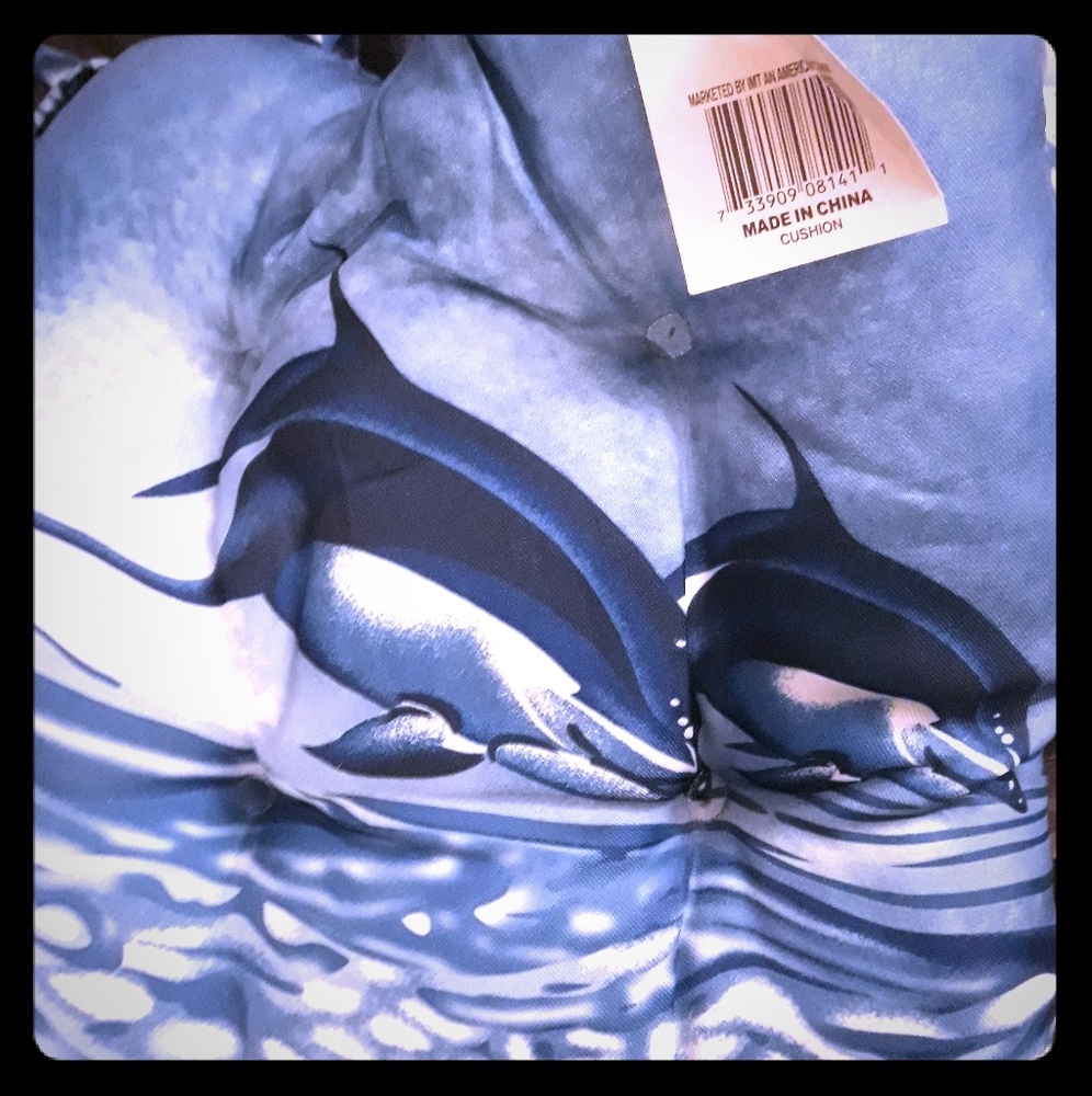 Dolphin dinning table chair pillows